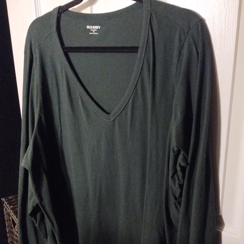 Old Navy Women's Green V-Neck Long Sleeve Top